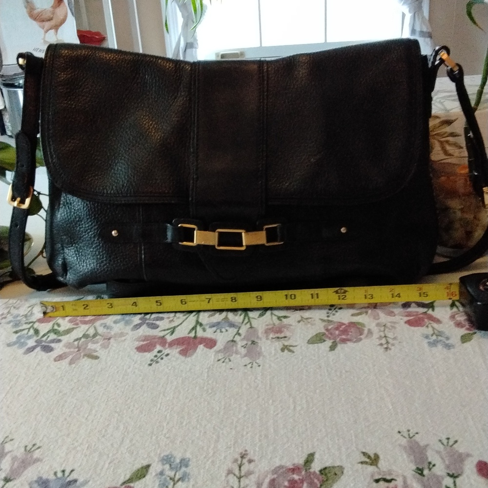 Calvin Klein Black Leather Shoulder Bag with Gold-Tone Hardware